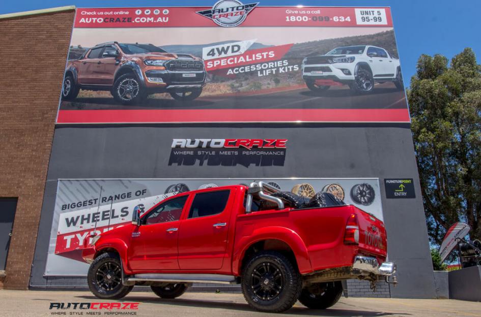 TOYOTA HILUX N70 4WD MONSTER XD 2 MATTE BLACK